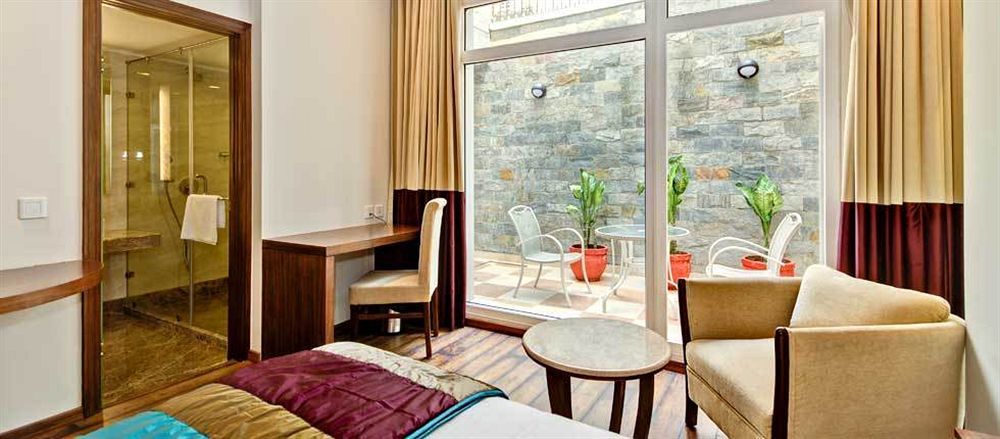 La Sagrita Hotel New Delhi Exterior photo