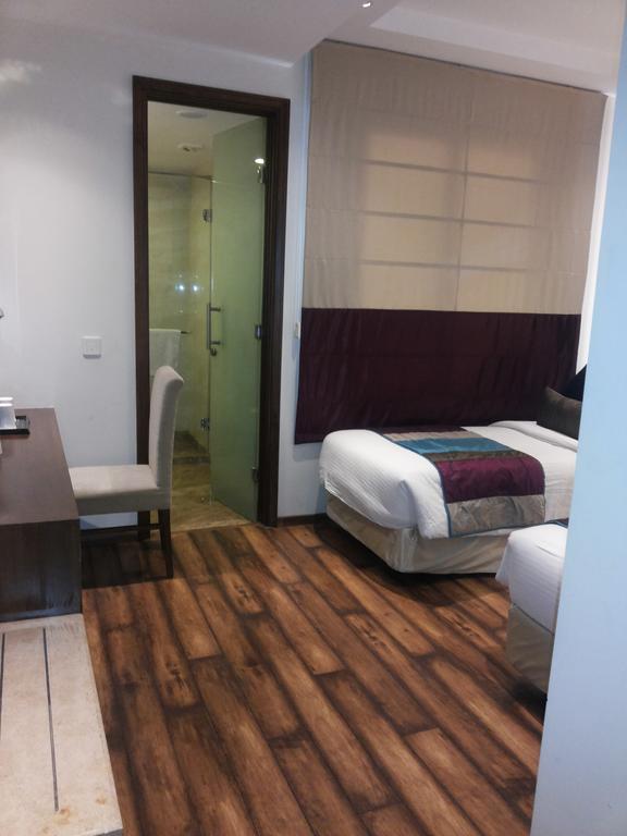 La Sagrita Hotel New Delhi Room photo