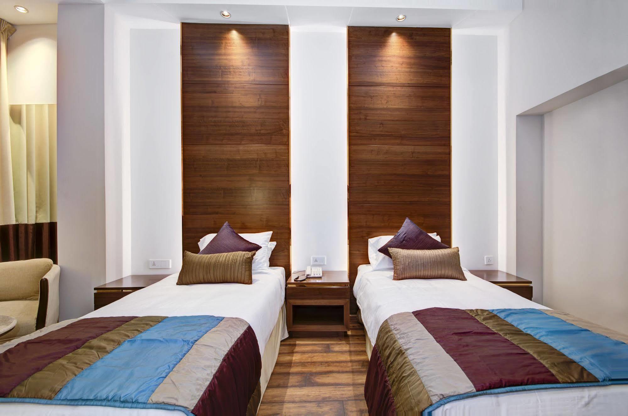 La Sagrita Hotel New Delhi Exterior photo